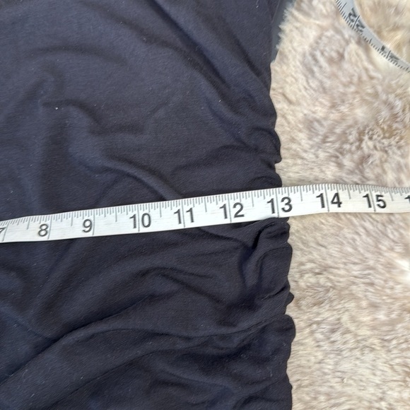 Steal Your Attention Black Bodycon Dress, Size M NWT
Lulus - Picture 11 of 14